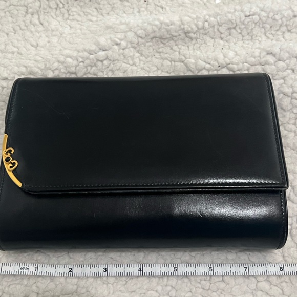 Beautiful Gucci clutch with strap - Picture 12 of 16